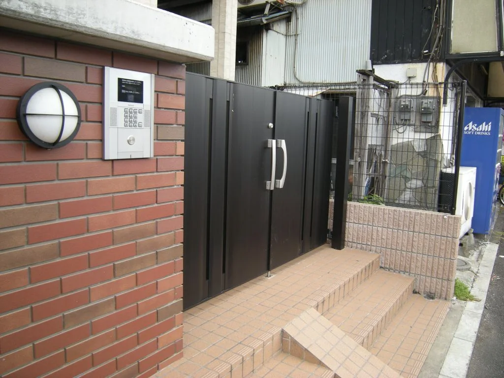 オートロックゲート付き。