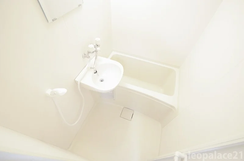 備品や設備仕様は号室等により異なります現地をご確認ください。