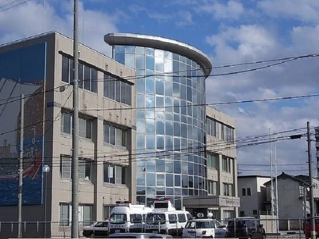 秋田臨港警察署まで1153m