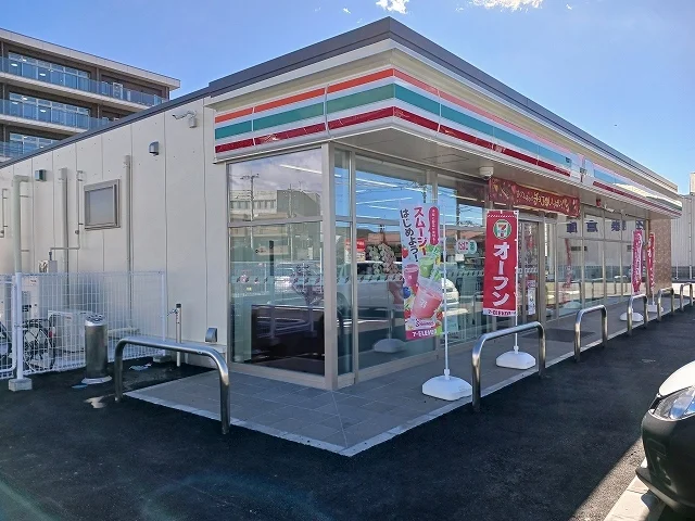 セブンイレブン東簗瀬1丁目店まで260m