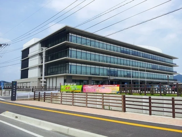 玉名市役所まで850m