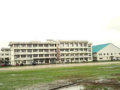 本丸中学校まで500m