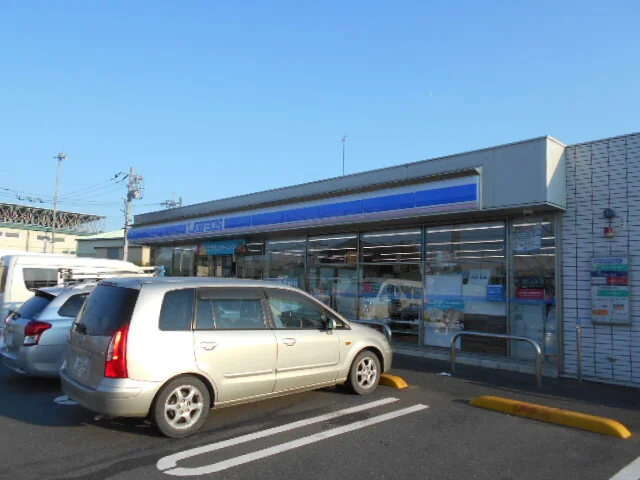 ローソン桶川上日出谷殿山店まで180m