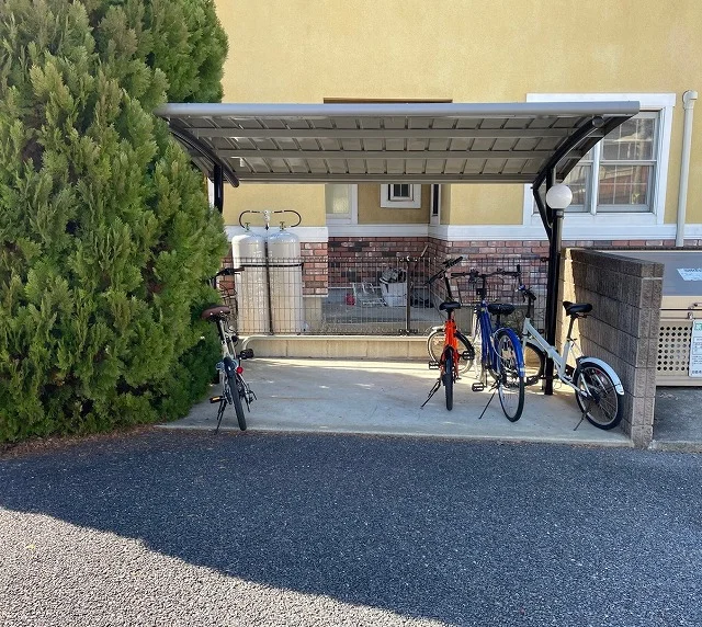 屋根付き駐輪場