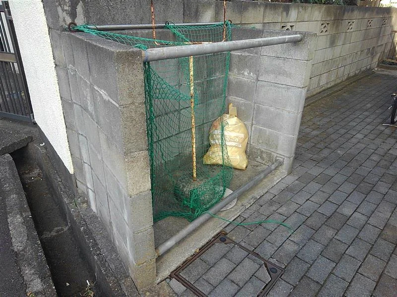 ゴミ置き場