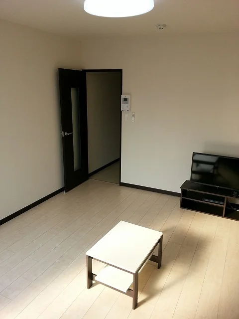 洋室　フローリング仕様