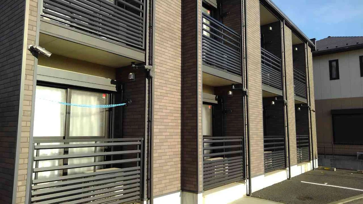 上下階バルコニーあり