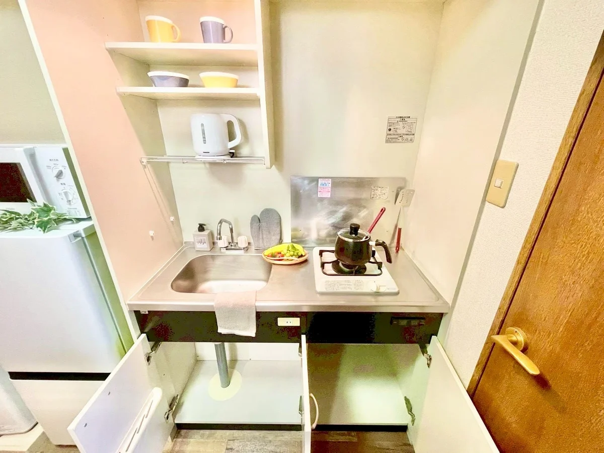 ※撮影用の観察植物・食器調理器具・雑貨類等はございません。※写真は現況優先