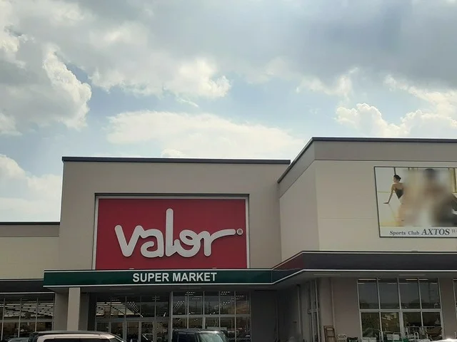 バローまで1200m