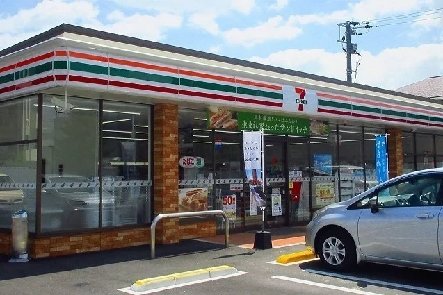 セブンイレブン佐賀東佐賀店まで350m