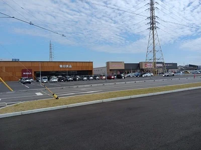 クロスモール花ヶ島まで1200m