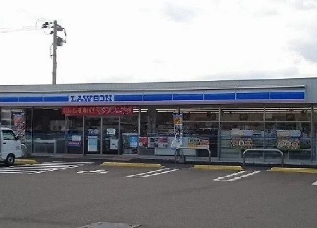 ローソン薩摩川内宮崎町店まで500m
