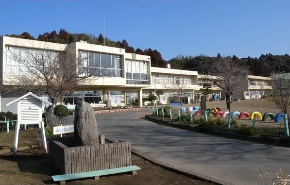 茂原市立豊田小学校まで950m