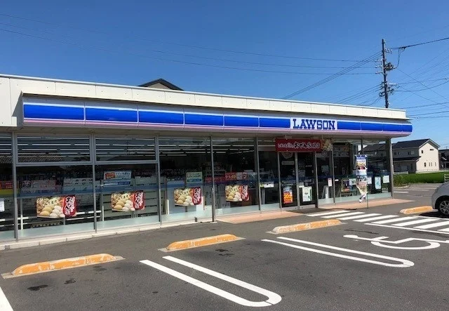 ローソン大垣領家町店まで459m