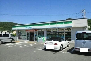 ファミリーマート高松鶴市町店まで850m