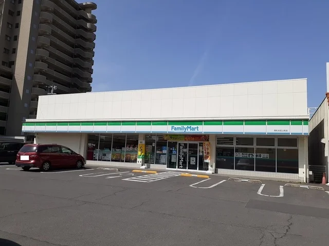 ファミリーマート太田上町店さんまで500m