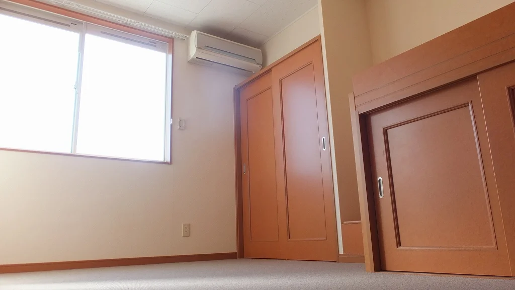 2Fの床面は、カーペット敷きです。