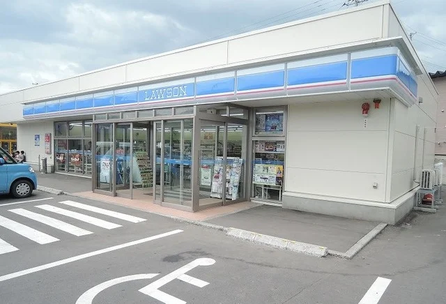ローソン二戸市立図書館前店まで1300m