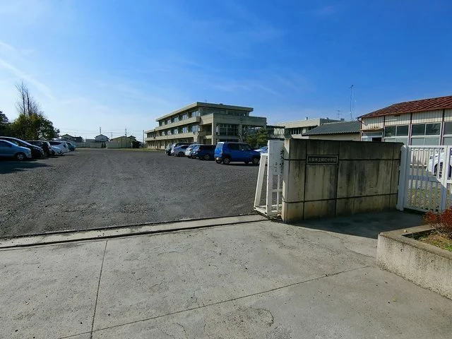 太田市立綿打中学校まで1500m