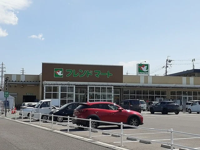 フレンドマート米原駅前店様まで640m