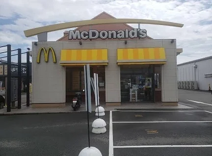 マクドナルド明石西インター店まで1900m