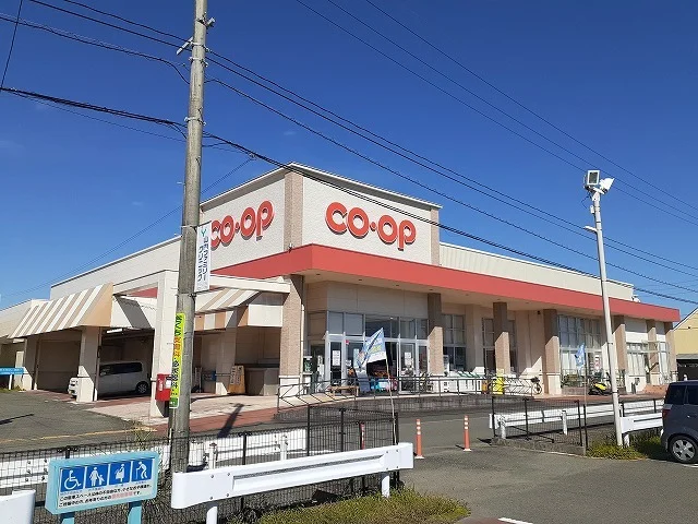 CO-OP本郷店まで700m