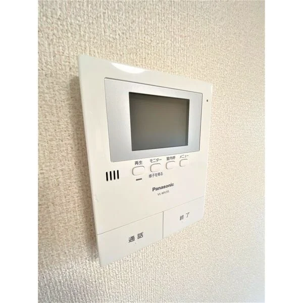 家具家電等、雑貨品消耗品等は設置前の室内写真となります。