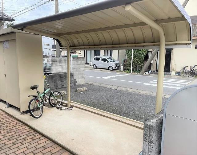 屋根付き駐輪場
