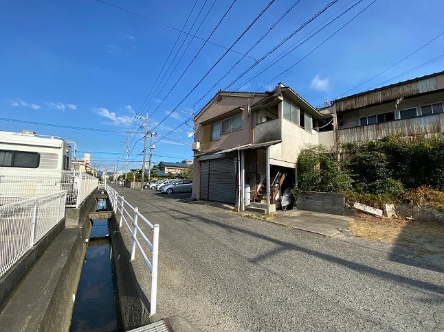 前面道路の写真です。