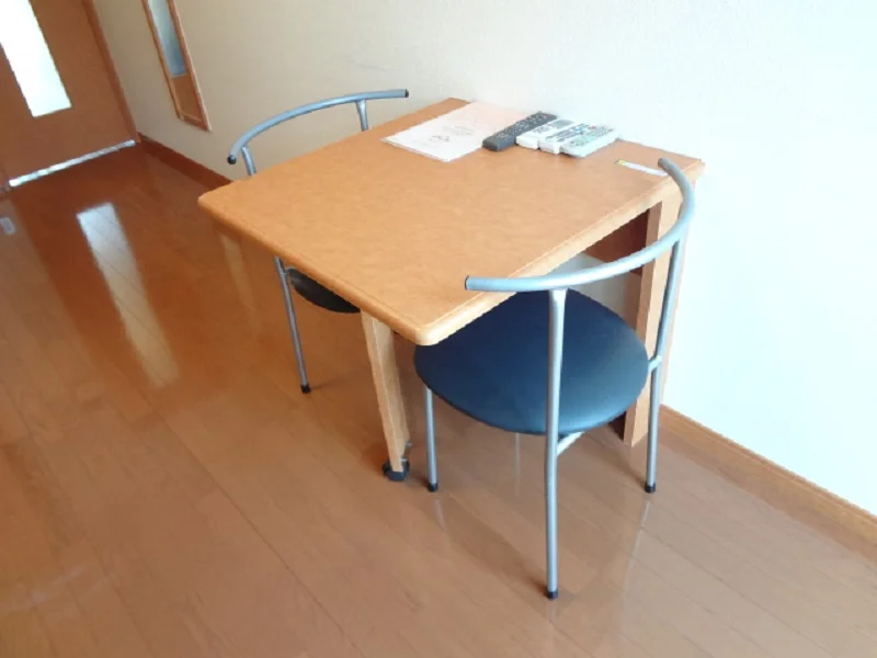 机は用途に合わせて折りたたみ可能！