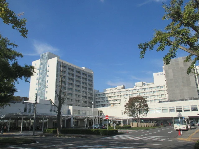 獨協医科大学病院まで1000m