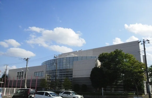 大森図書館まで1200m