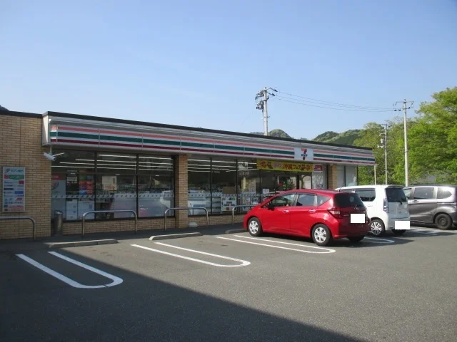 セブンイレブンまで1000m