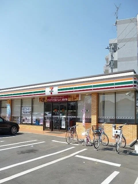 セブンイレブン福生熊川店まで10m