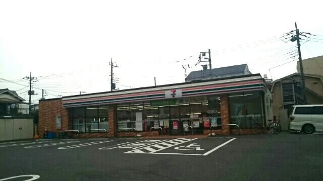 セブンイレブンまで190m