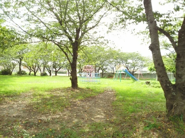 横尾公園まで120m