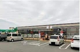 セブンイレブンまで600m