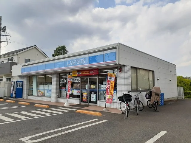 ローソンまで465m