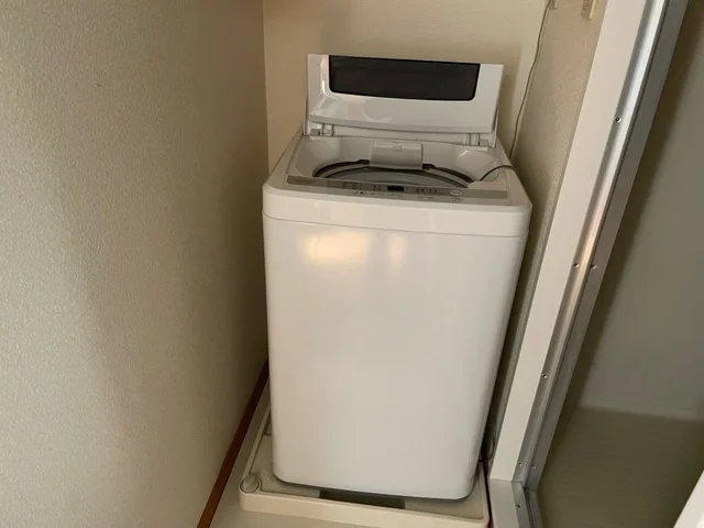 家具家電はメーカー等が異なる場合がございます。