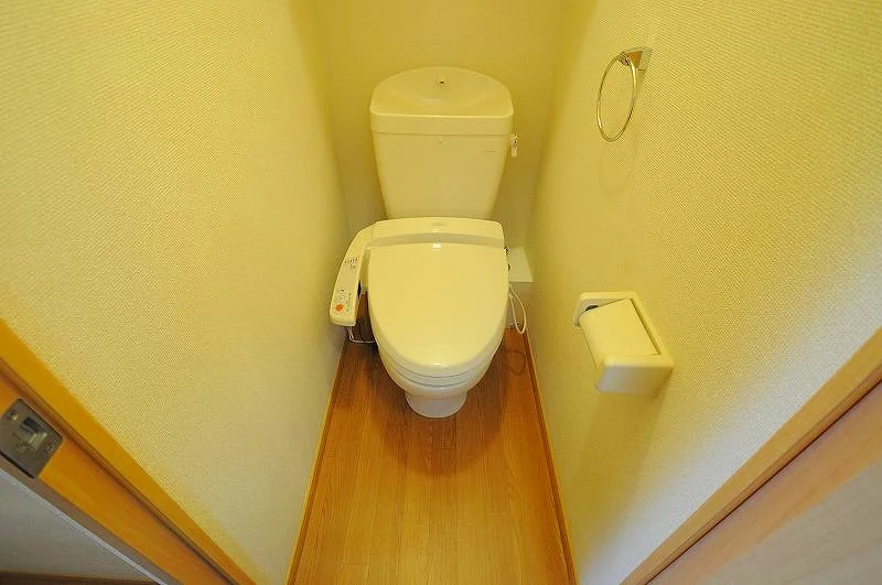 同タイプ部屋の写真となり設備等は現況と異なる場合があります。