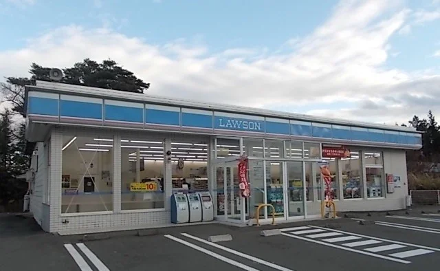 ローソン石鳥谷南店まで400m