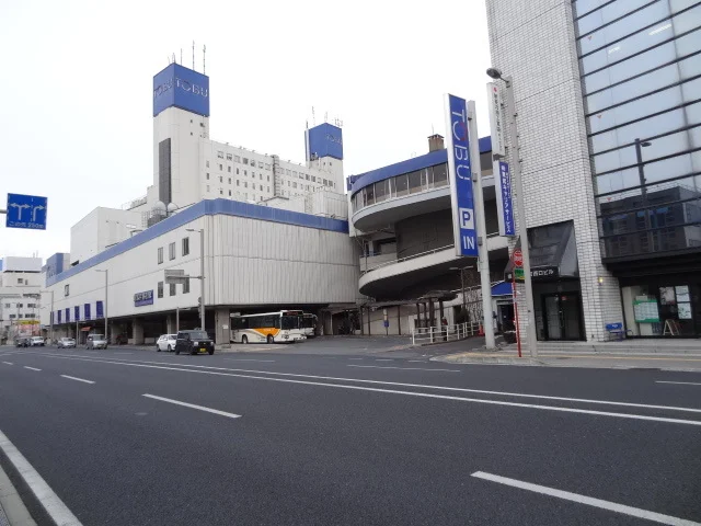 東武宇都宮駅まで1300m