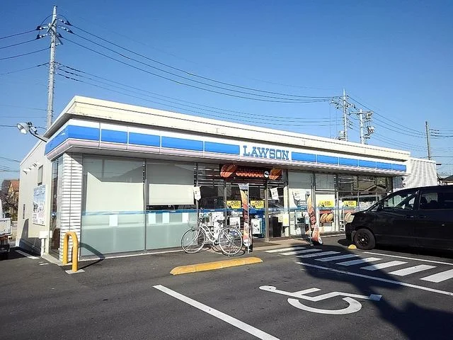 ローソン草加長栄２丁目店まで1000m