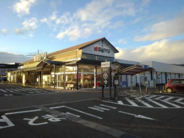 西友西尾張部店まで1000m