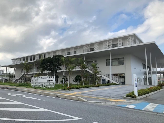 八重瀬町役場まで1500m