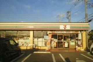 セブンイレブンまで70m