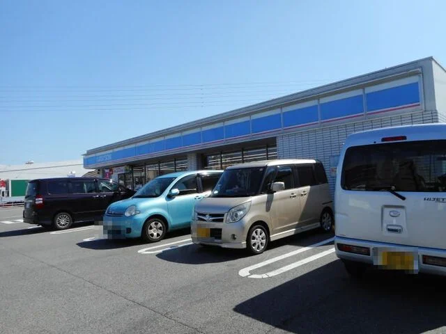 ローソン 岡崎井ノ口新町店まで400m
