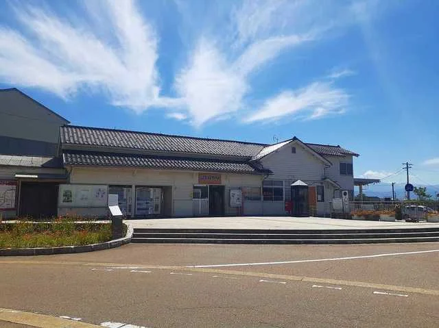 福野駅まで2100m