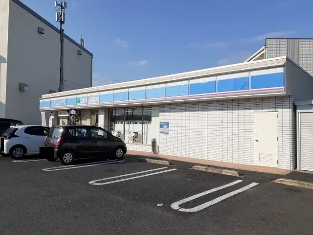 ローソン 久御山島田店まで220m