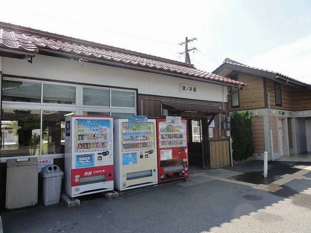 津ノ井駅まで400m